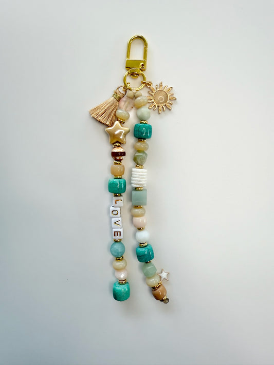 Sands & Sea Keychain – Serenity in Motion